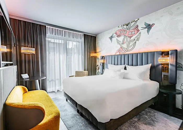 Nyx Hotel
