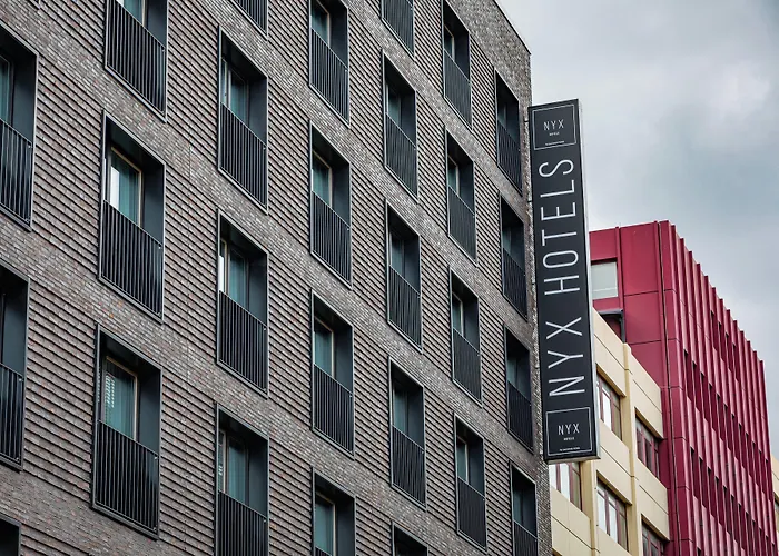 Nyx Hotel *